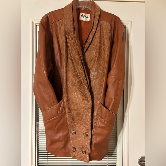 Talk of the Walk Jackets & Blazers - Talk of the Walk Vintage Brown Leather Jacket